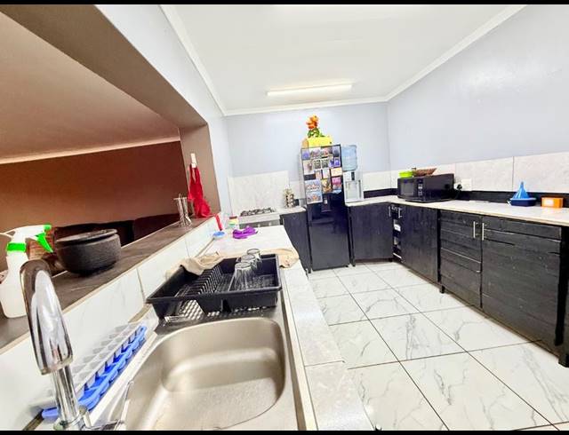 4 BEDROOM HOUSE FOR SALE IN VANDERBIJLPARK CW 6